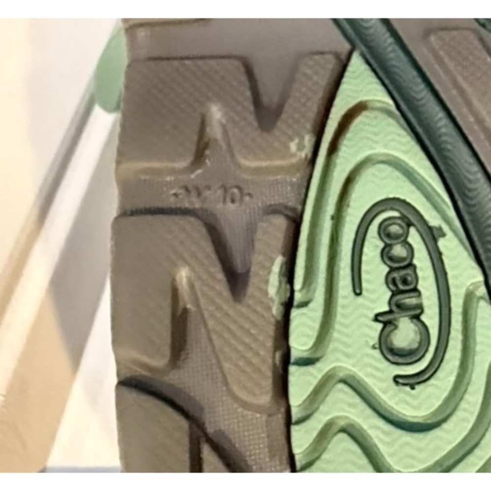 Chaco Z/2 Classic Women's W10 Floral Green Teal Strappy Hiking Sandals - Picture 10 of 10